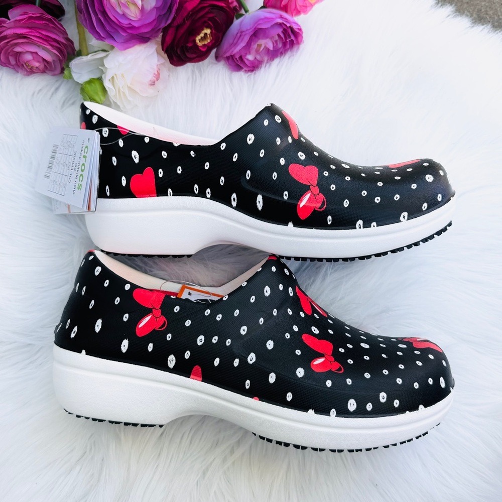 Crocs x Disney Minnie Mouse Clogs - Picture 4 of 7